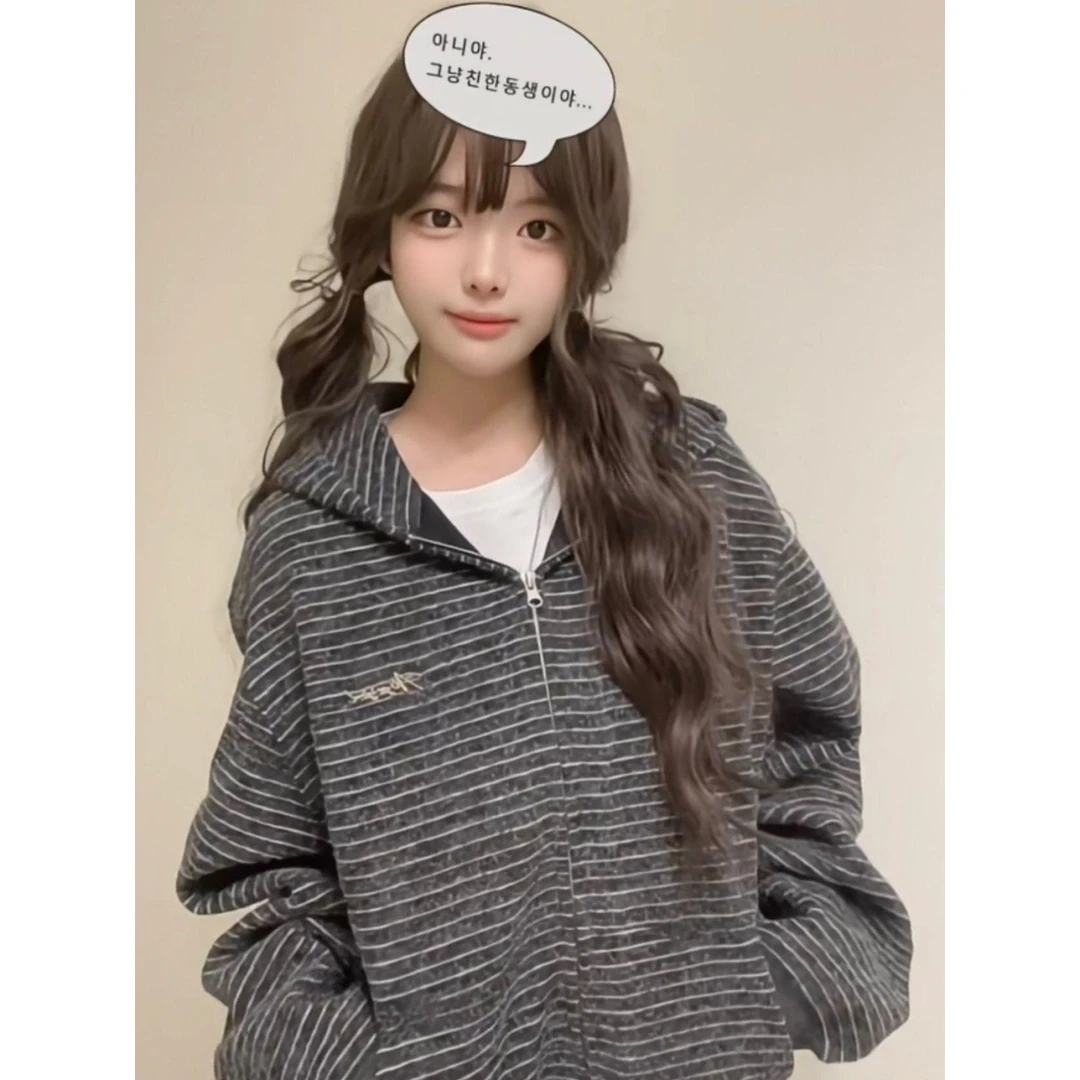 1484# 薄款 刺绣   卫衣女