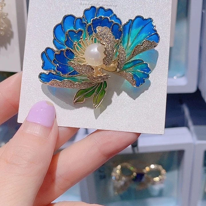 锆石铜合金牡丹花胸针 蓝色