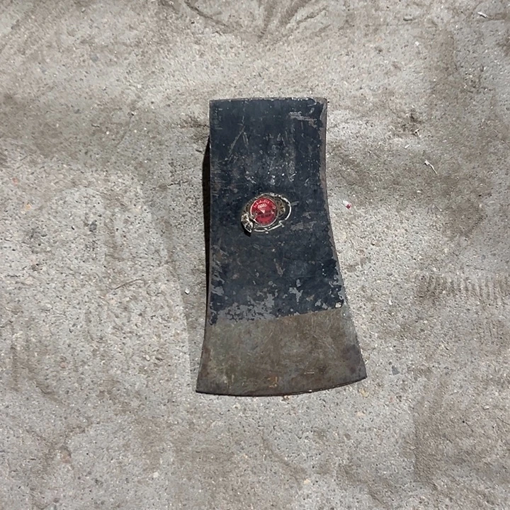 直播间斧头单独头一个有瑕疵不影响使用