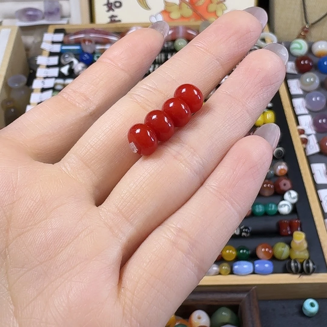若***见玛瑙/玉髓未镶嵌颈饰