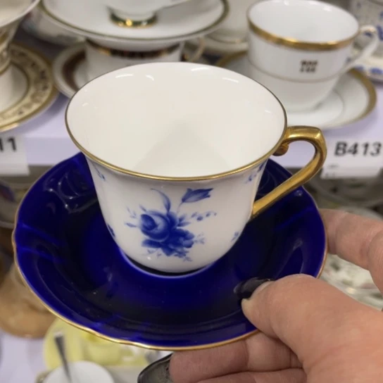 娥***娥金葡萄瓷器欢迎您
