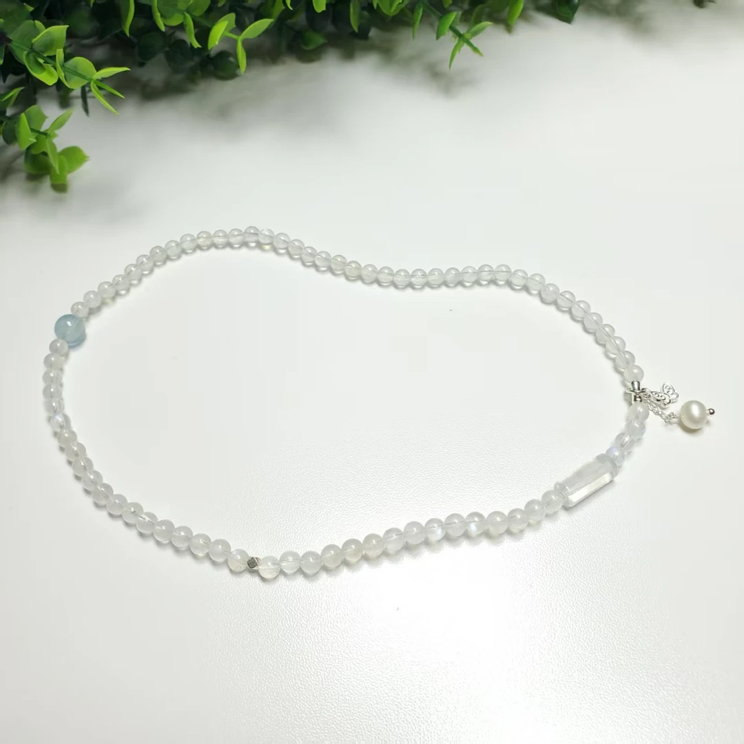 S759时尚百搭气质月光石手链多样式发其一