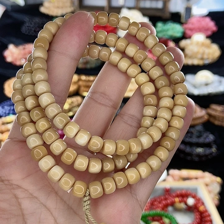 吊坠千眼菩提冒****。菩提