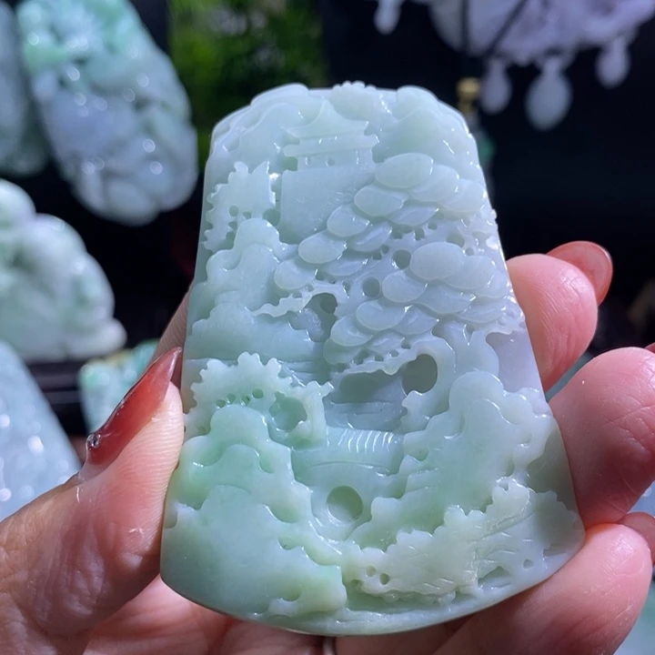 【闪购商品】颈饰未镶嵌翡翠山水