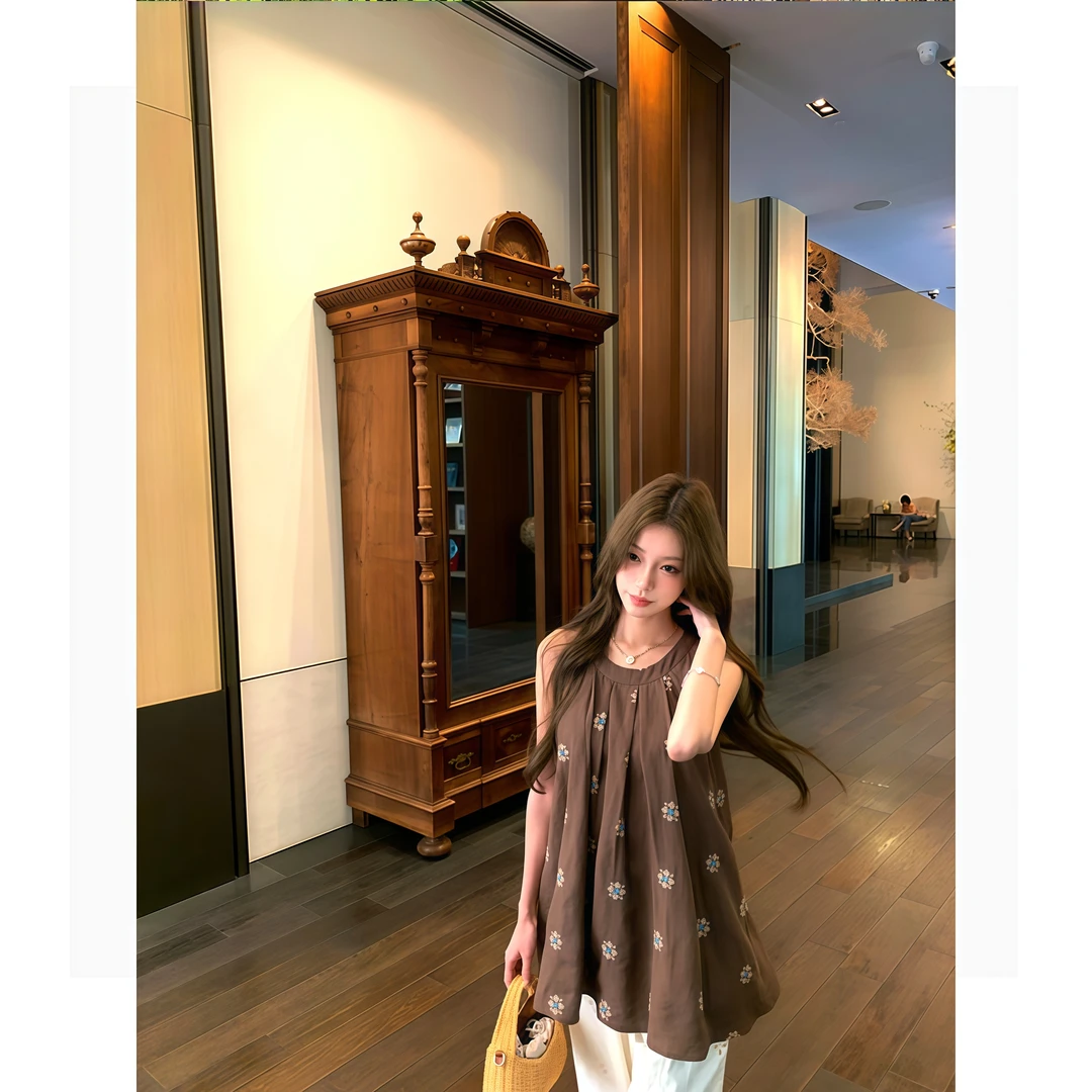 黄油可露丽' 2025夏季重工绣花料天丝麻无袖A字宽松挂脖小衫上衣