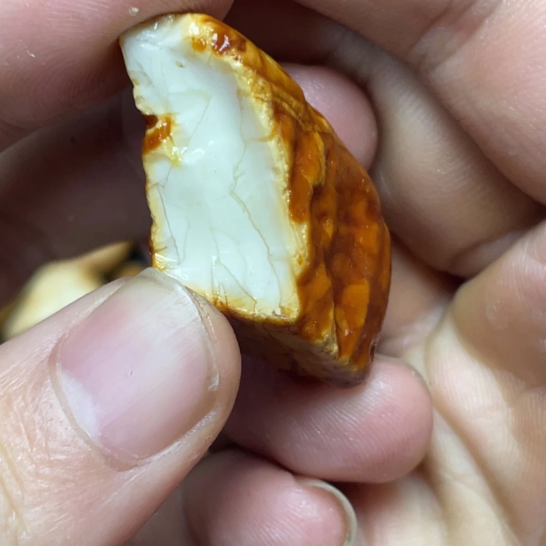 未镶嵌定制琥珀行****8