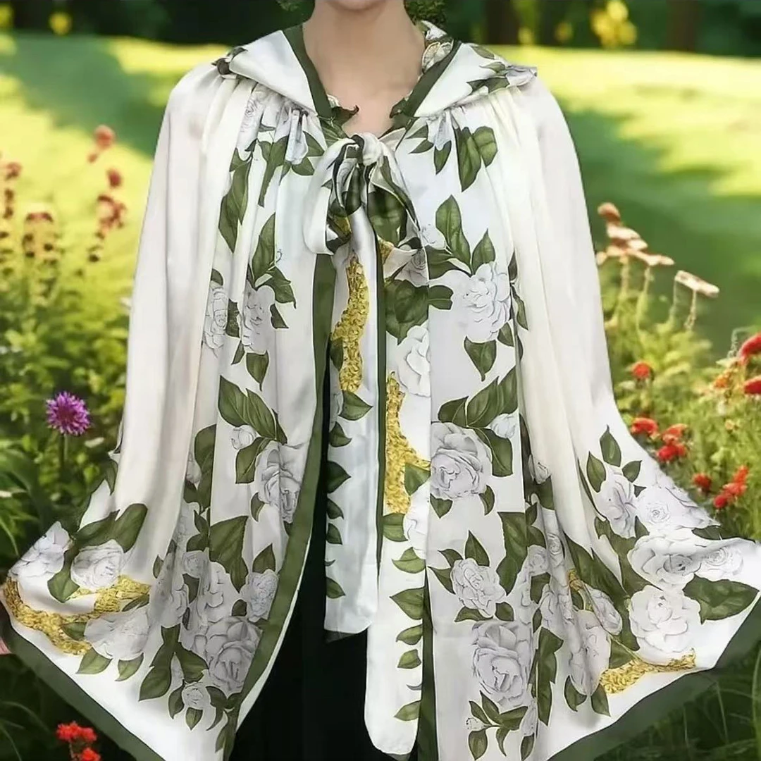 夏季薄款防晒披肩斗篷外搭女2025新款配裙子女式开衫民族风披风