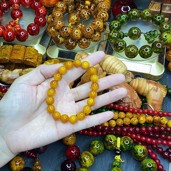 松木琥珀木文玩手串