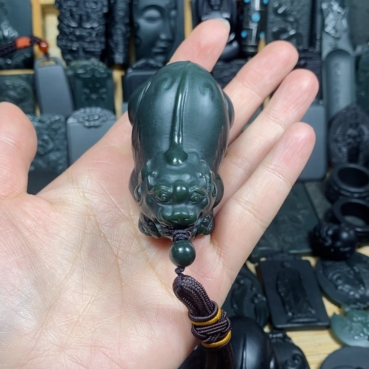 和田玉（青玉）挂件未镶嵌遵**哥