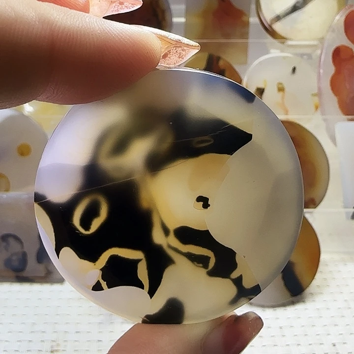 玛瑙/玉髓未镶嵌珠宝奇石