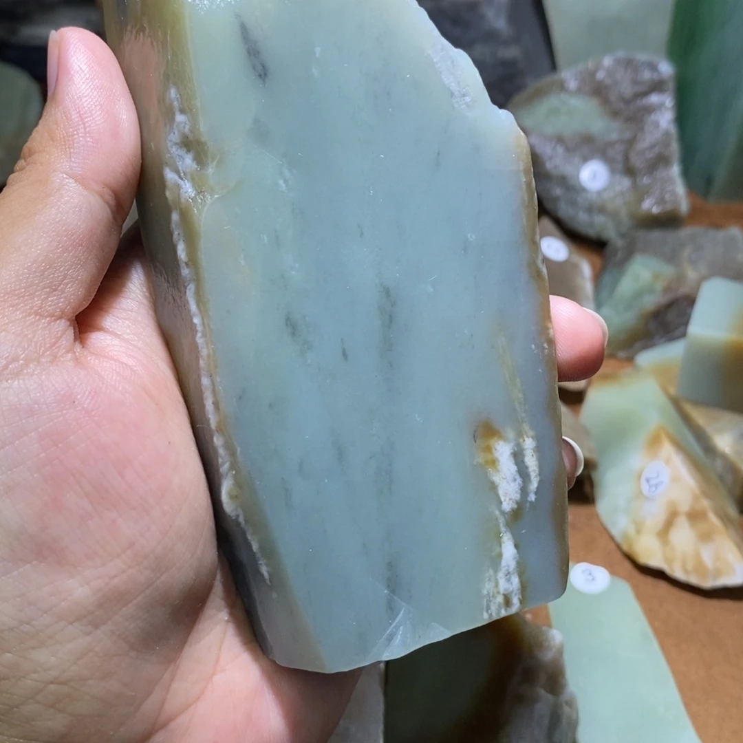 未镶嵌和田玉珠宝半成品L****明