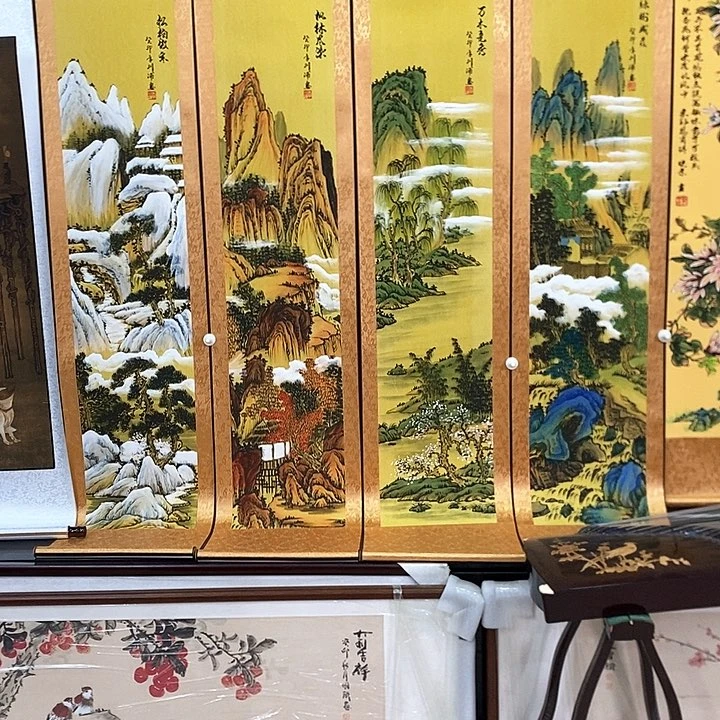 手工装裱国画作品