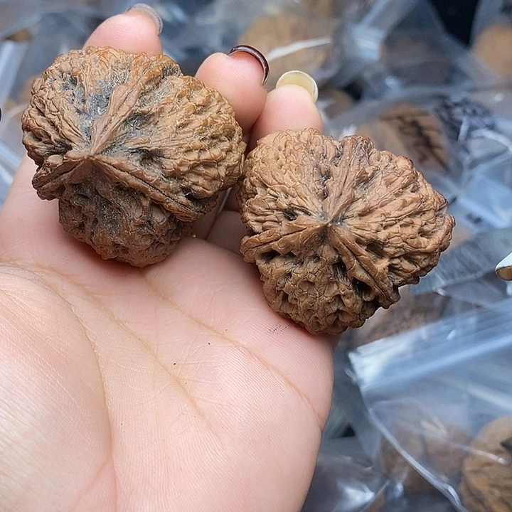 文玩核桃把件35号41mm微瑕