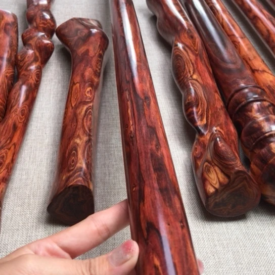 三***爷海南黄花梨直棍1.3米长