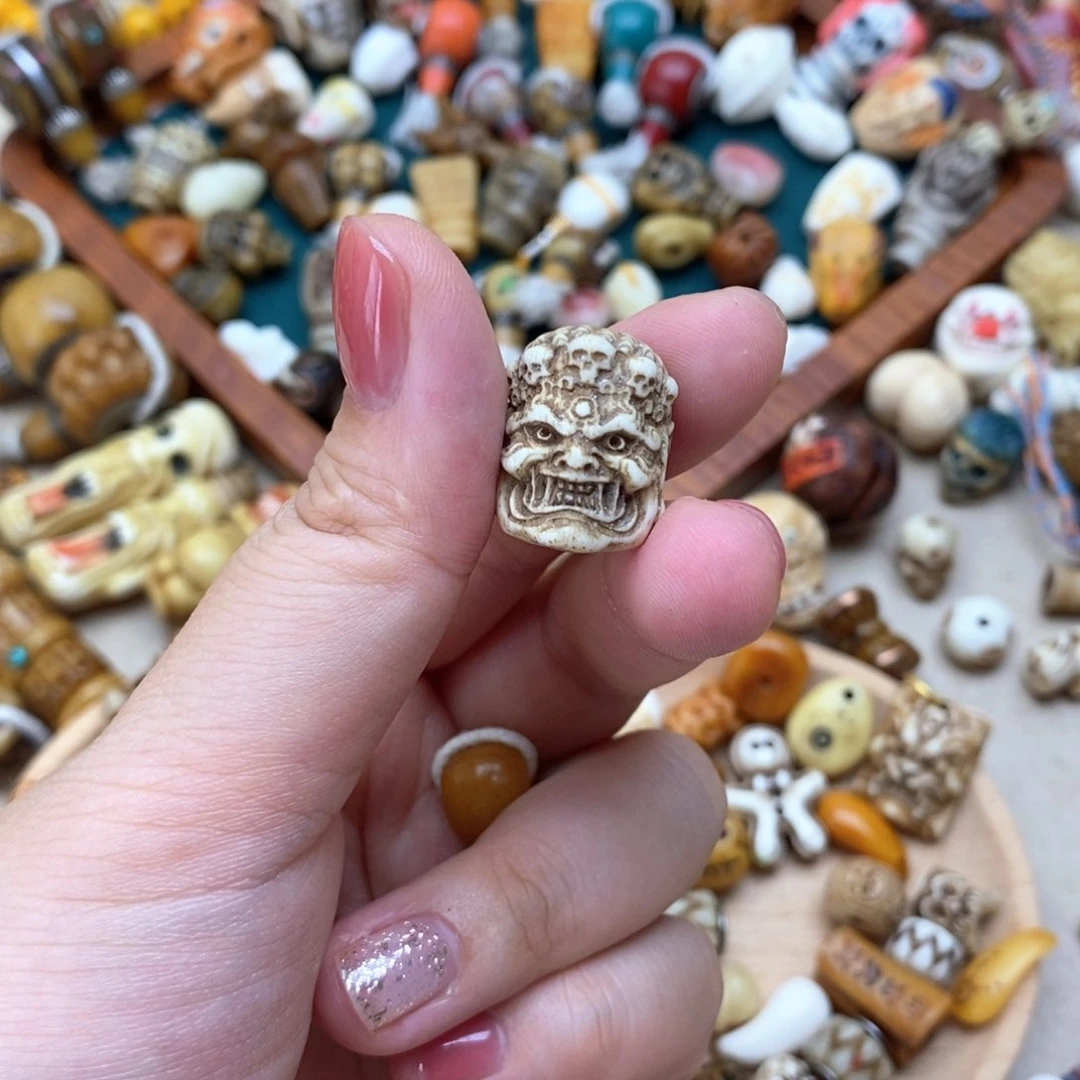 蓓***蕾其他驼骨配饰配件