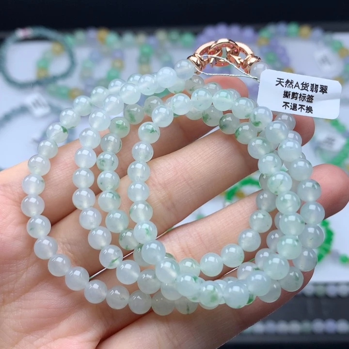 翡翠手镯未镶嵌翡翠