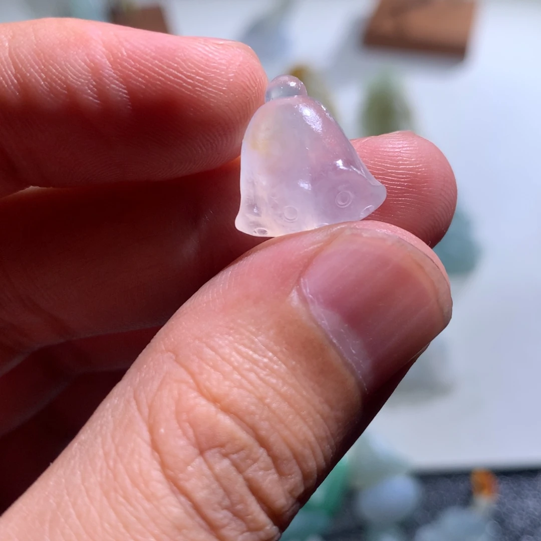 定制翡翠未镶嵌挂件