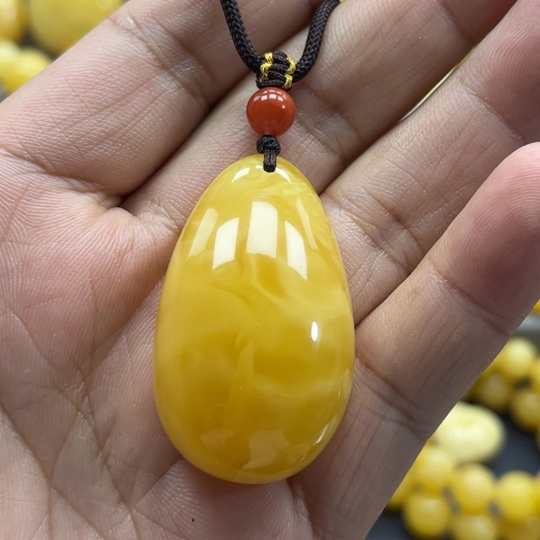 蜜蜡未镶嵌珠宝奇石