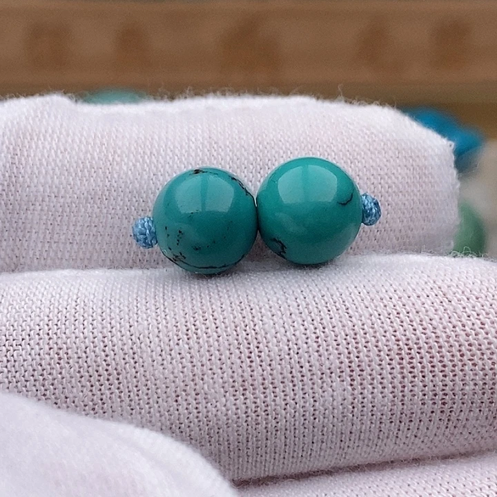 绿松石未镶嵌珠宝奇石9