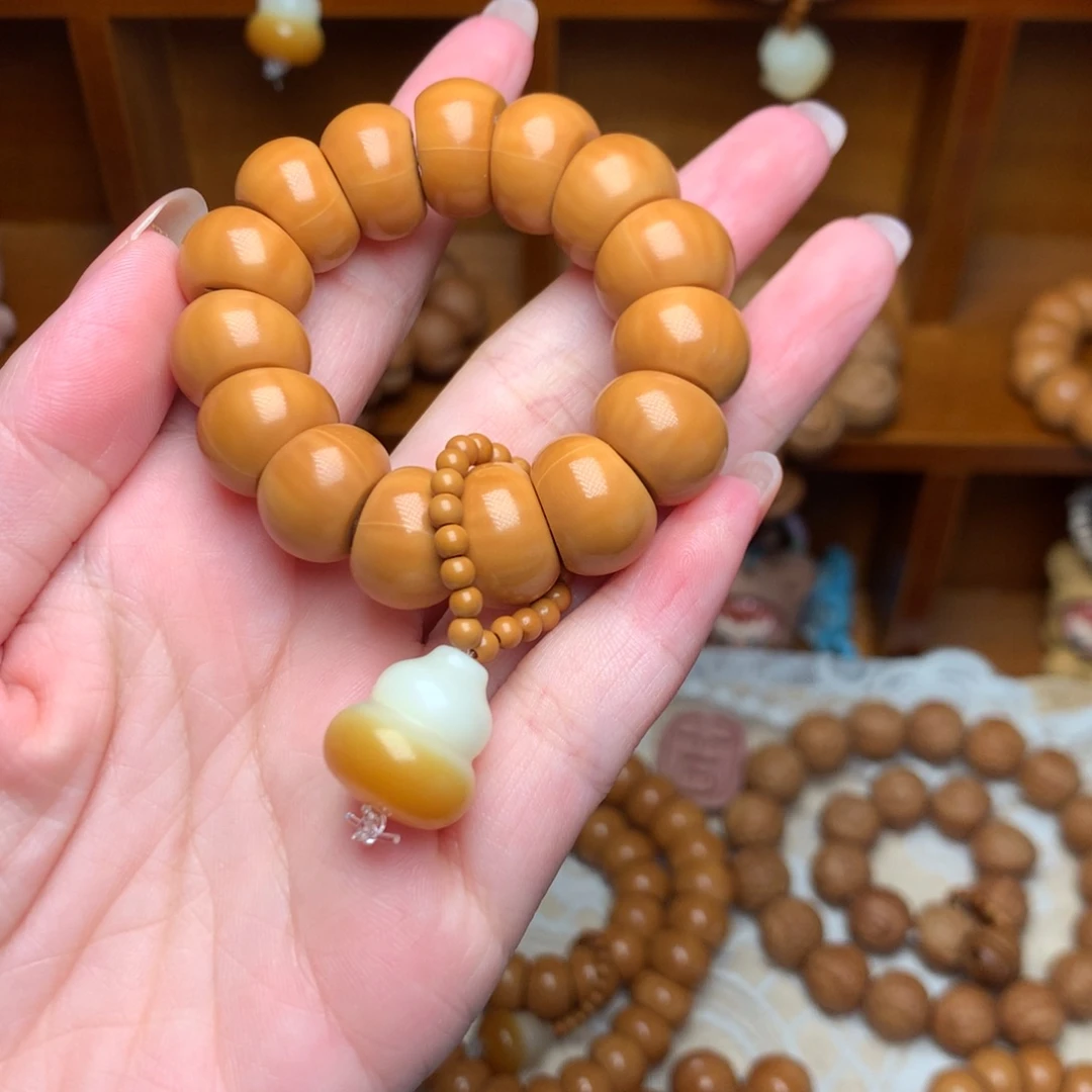 猴头核桃把件大肠手捻葫芦