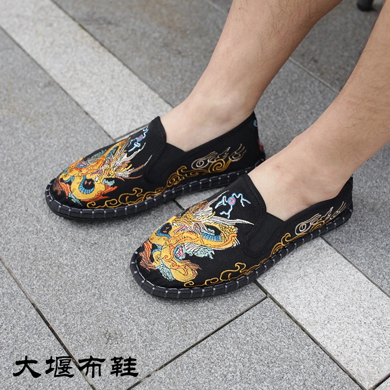 夏季新款刺绣老北京布鞋男透气防臭刺绣中国风青龙鞋手工布鞋男鞋