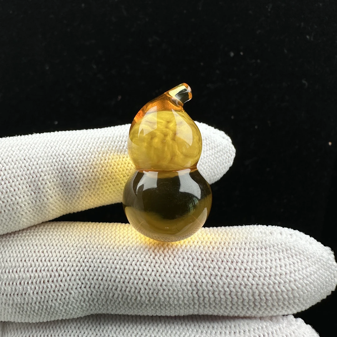 Y3419天然原矿蜜蜡 净水葫芦18x32mm 4.8克抖音基地质检发货