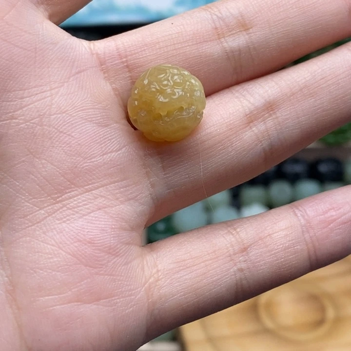 未镶嵌和田玉（糖玉）珠宝半成品