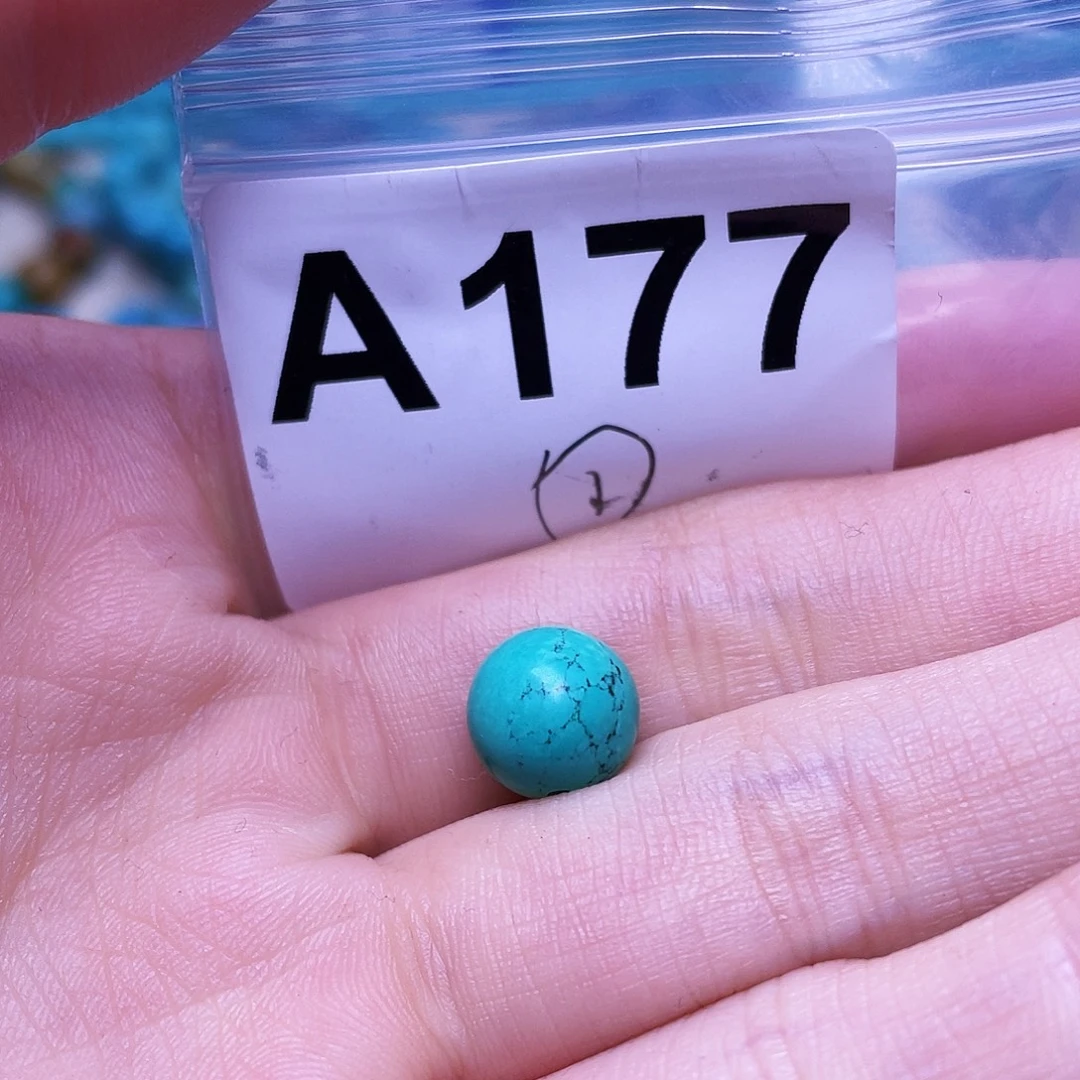 十堰原生态绿石头特色手工配饰