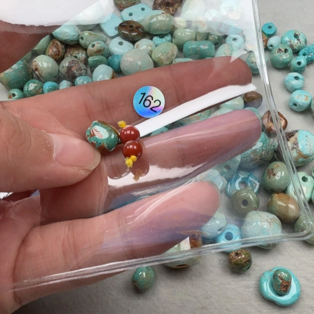 南红玛瑙未镶嵌珠宝奇石