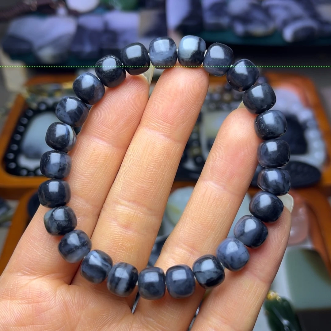 和田玉未镶嵌手串