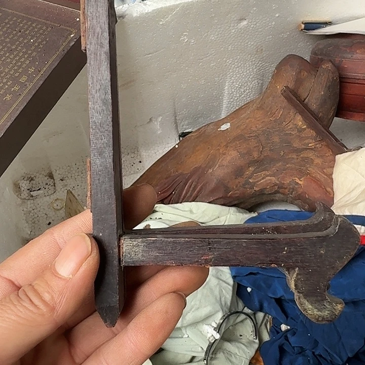 红***了扇子ndnfdnxbxbxb