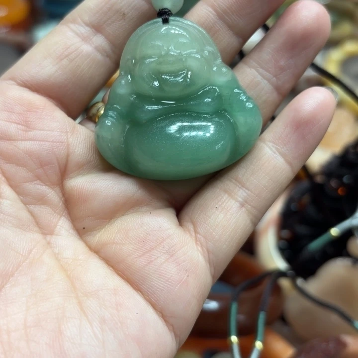 石英岩玉合金颈饰