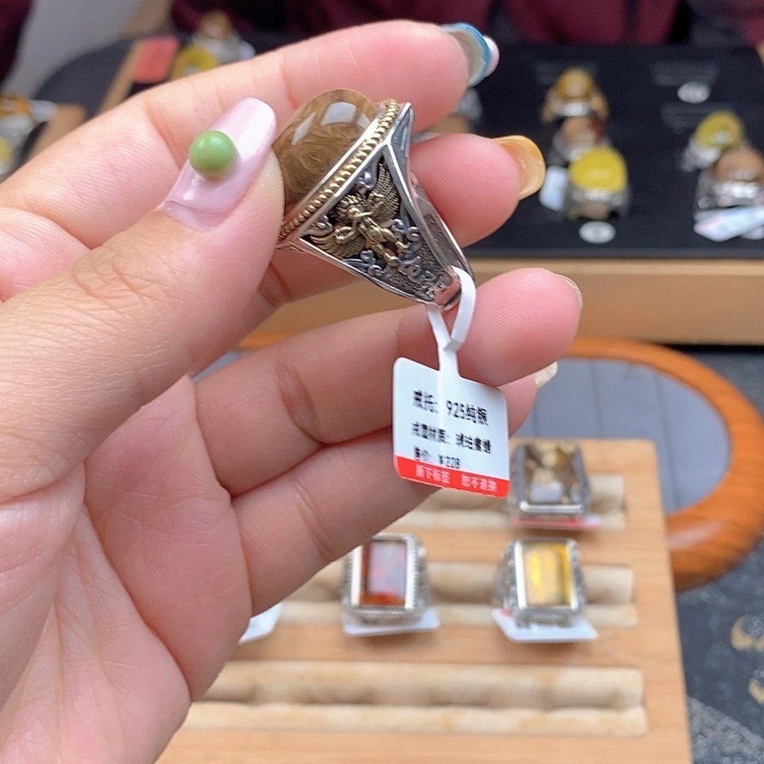 琥珀银S925镶嵌戒指啊*啊琥珀