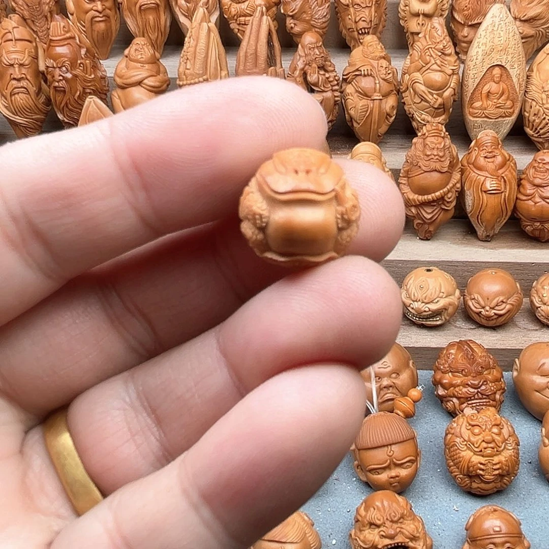 猴头核桃吊坠16文泰