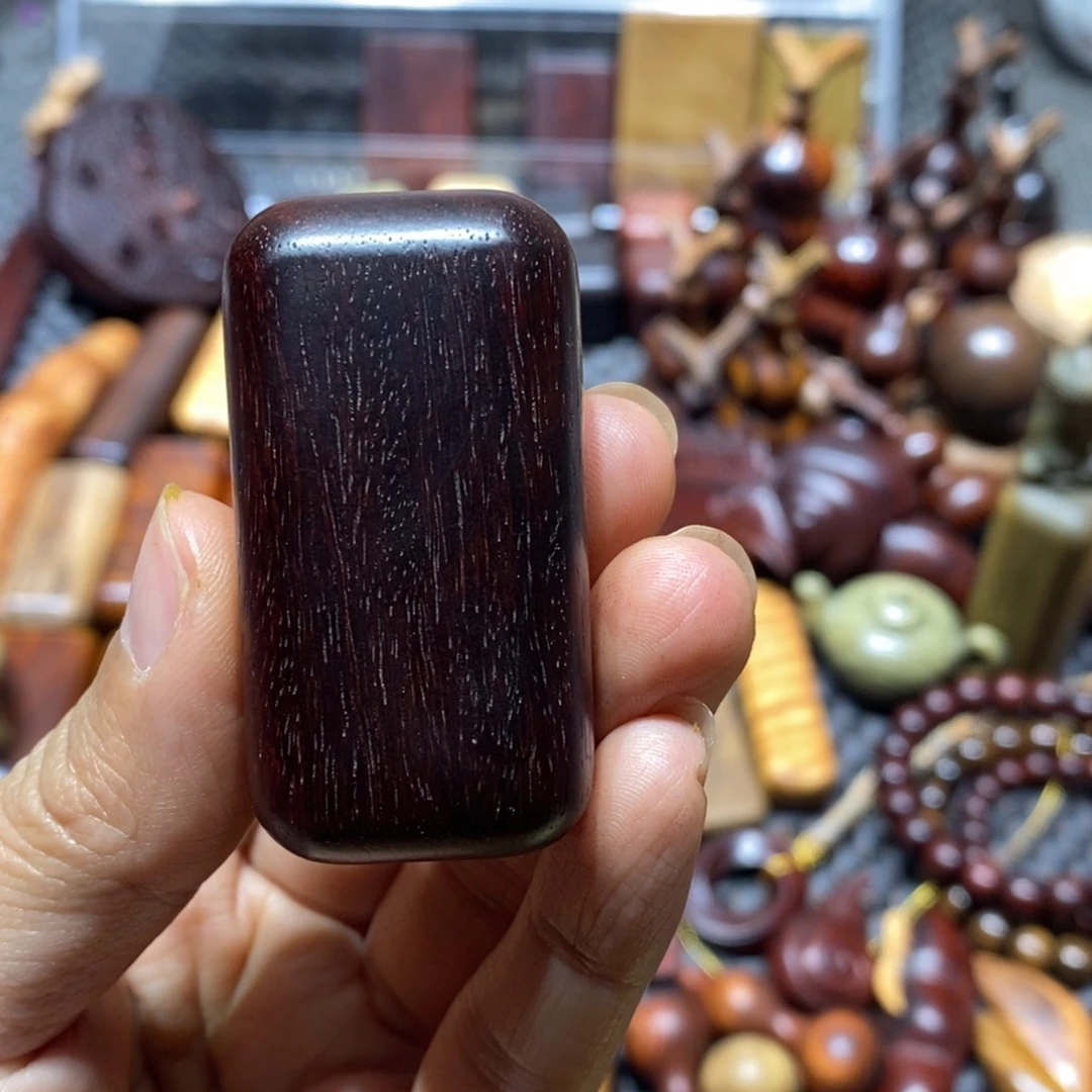 檀香紫檀（小叶紫檀）王*赫