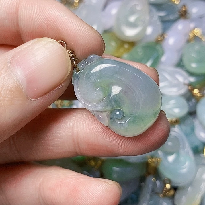 翡翠未镶嵌颈饰天然A货翡翠