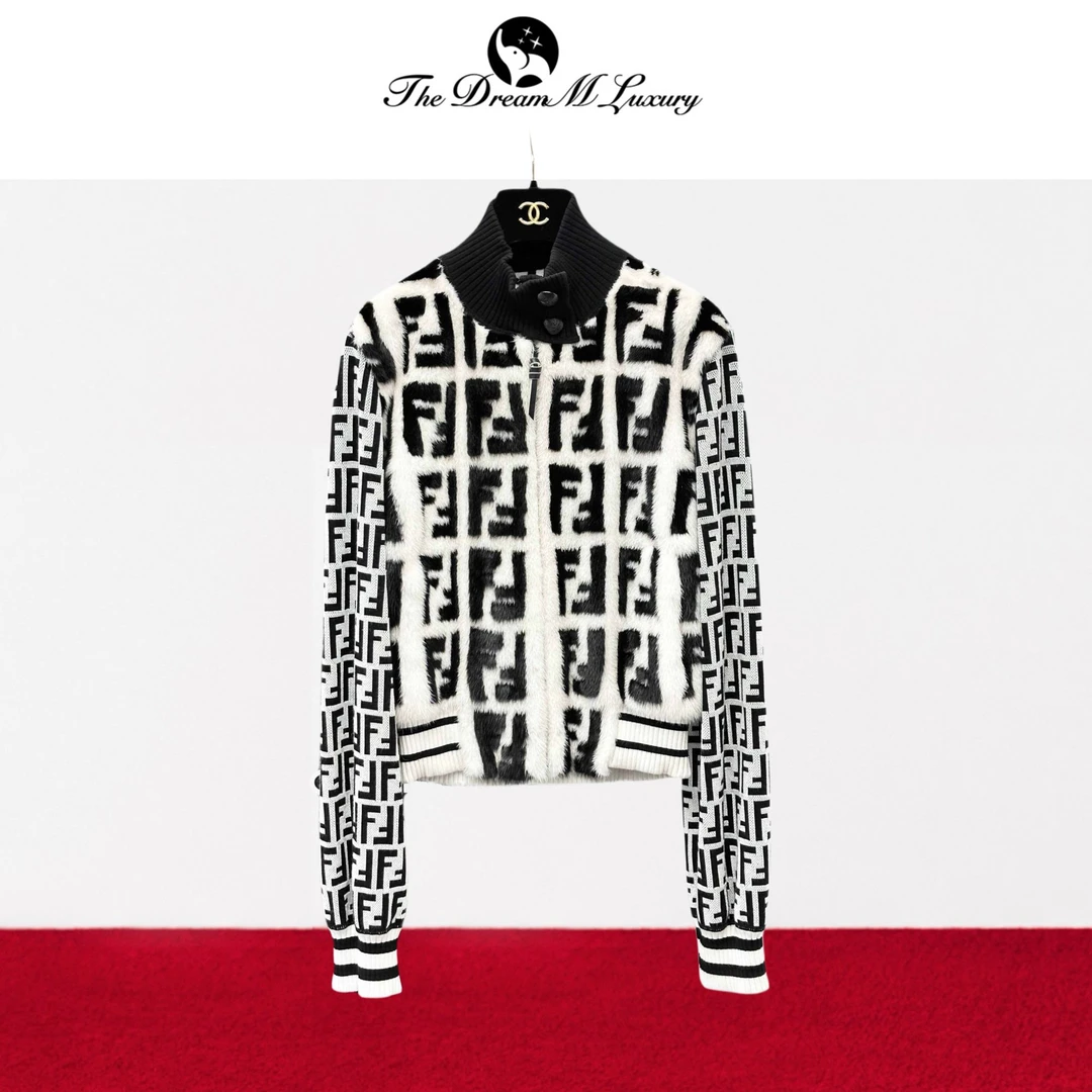 99新 FENDI/芬迪 中码 黑色拼白色 满logo 长袖 皮草外套
