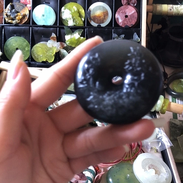 岫玉未镶嵌岫玉挂件