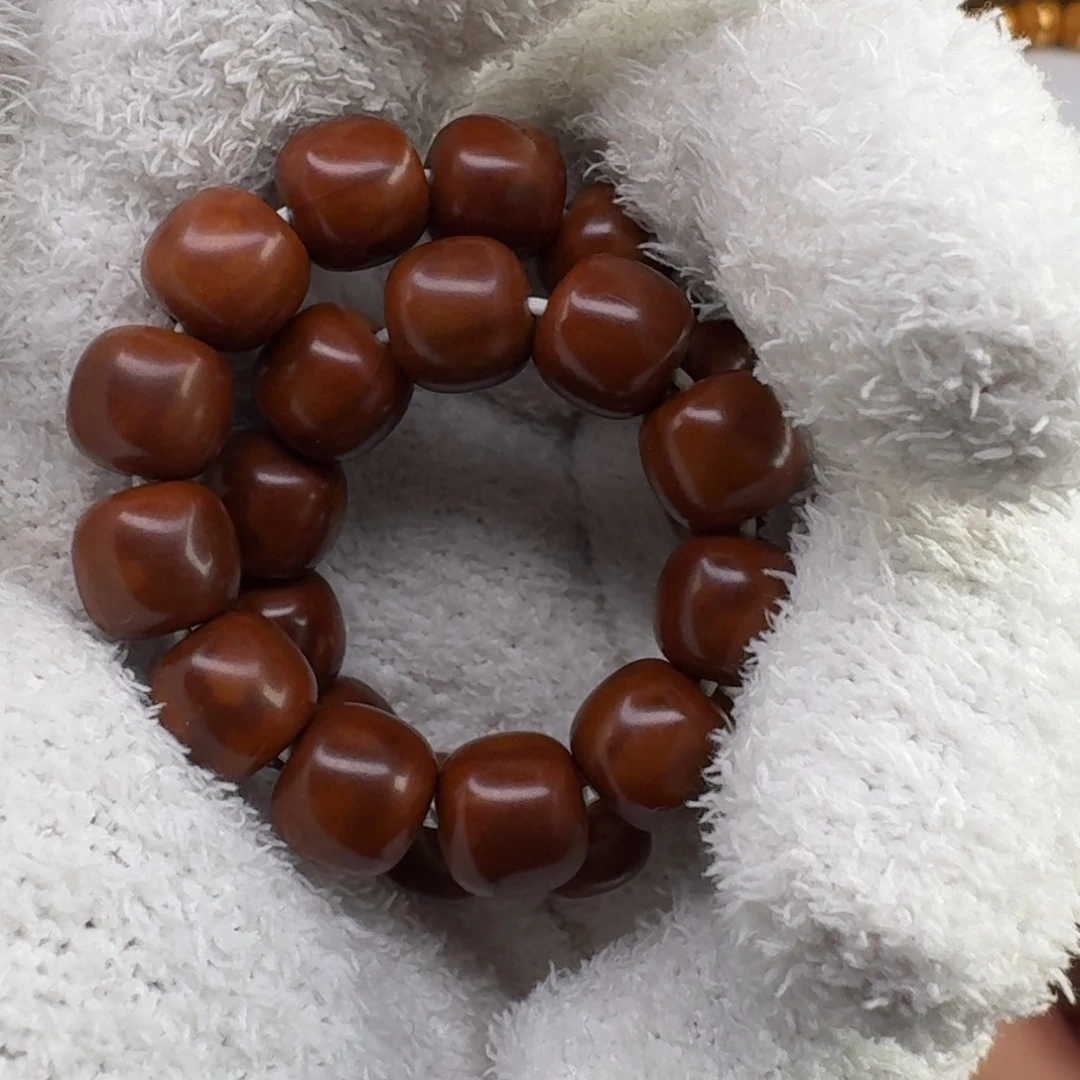 手串猴头核桃嘎嘎嘎