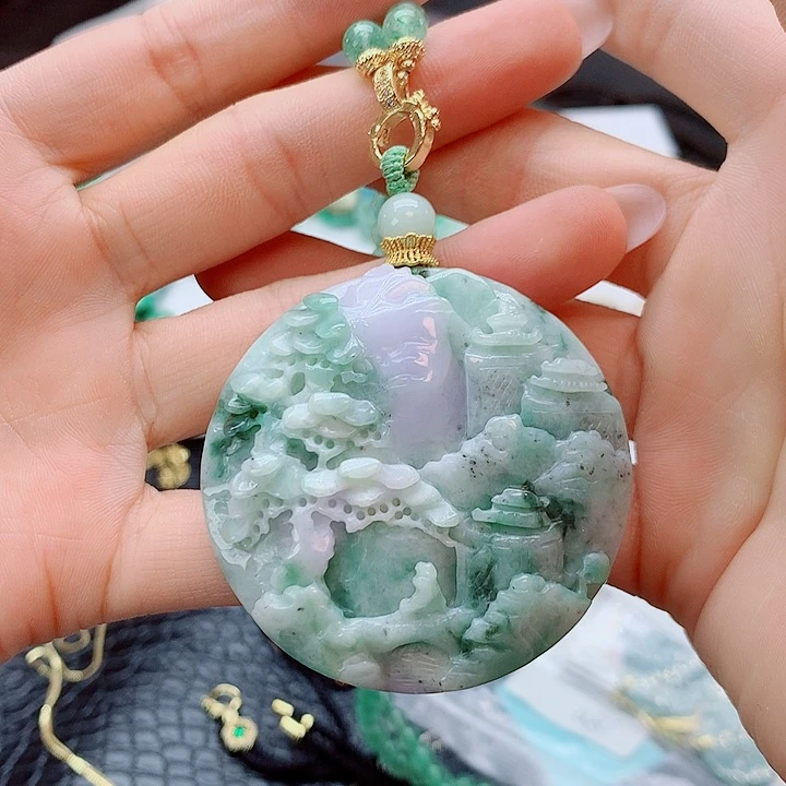 翡翠未镶嵌吊坠(赠链)