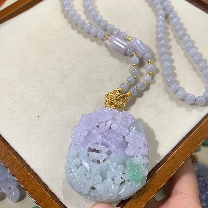 翡翠未镶嵌颈饰翡翠吊坠