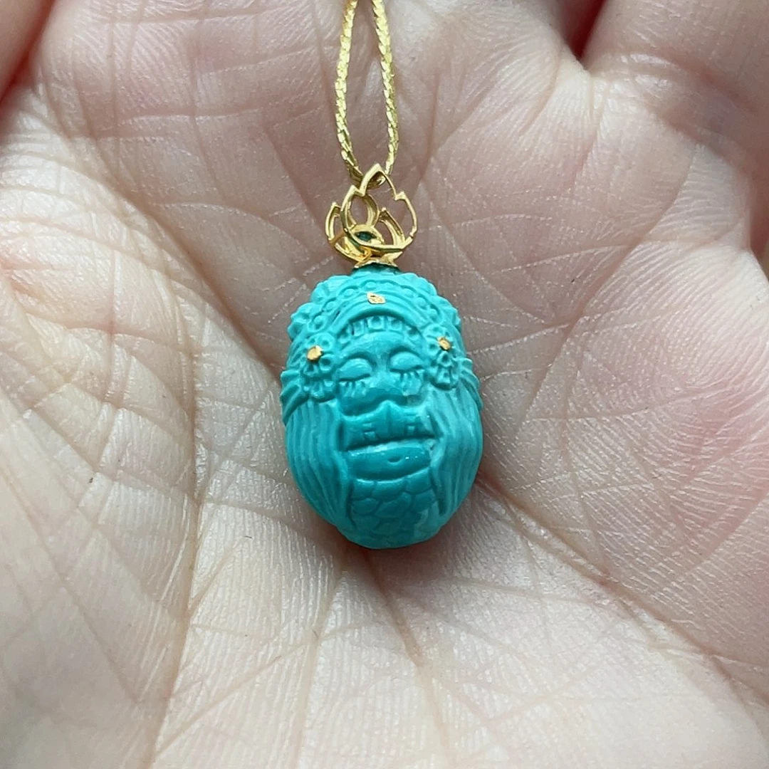 绿松石颈饰未镶嵌