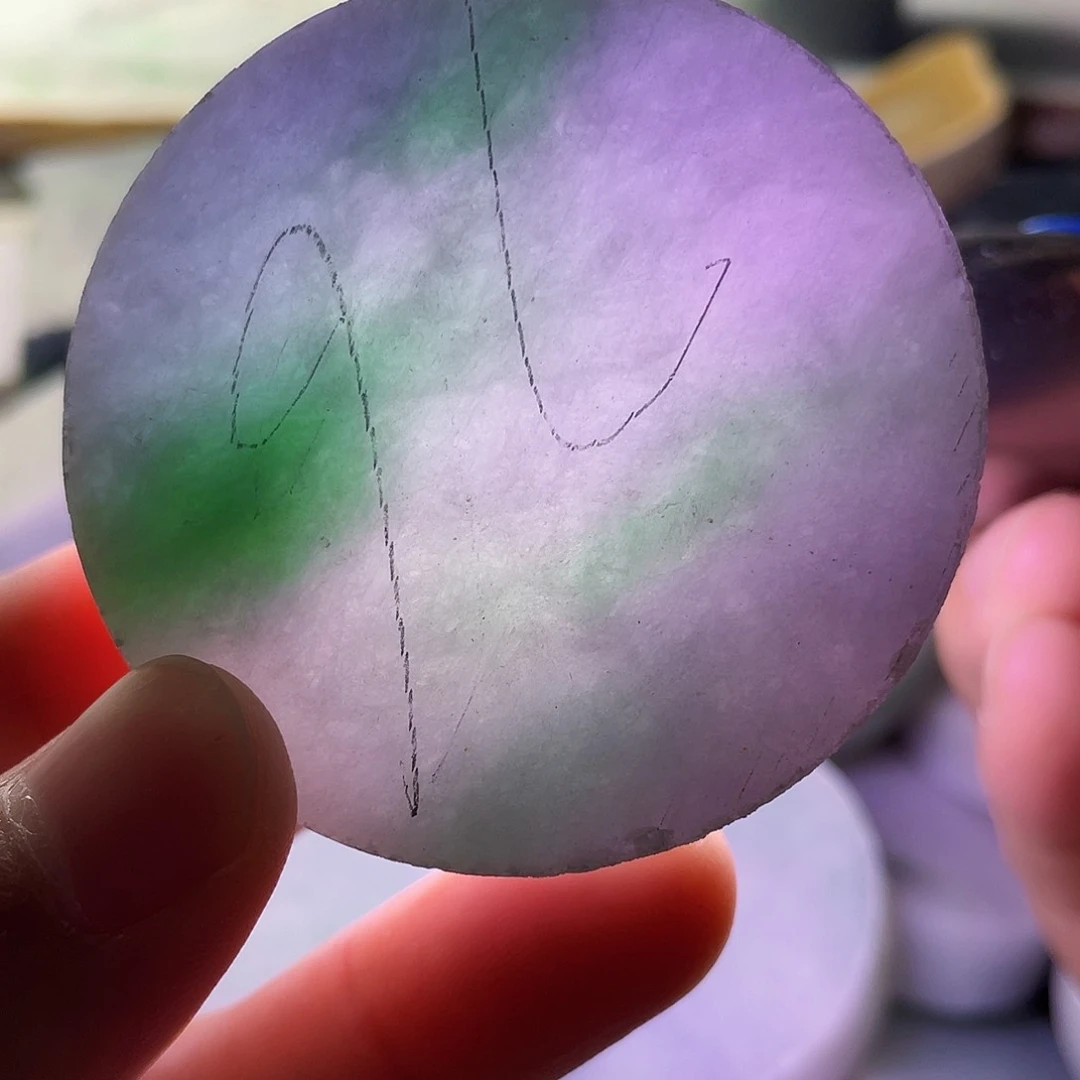 翡翠颈饰未镶嵌毛料8