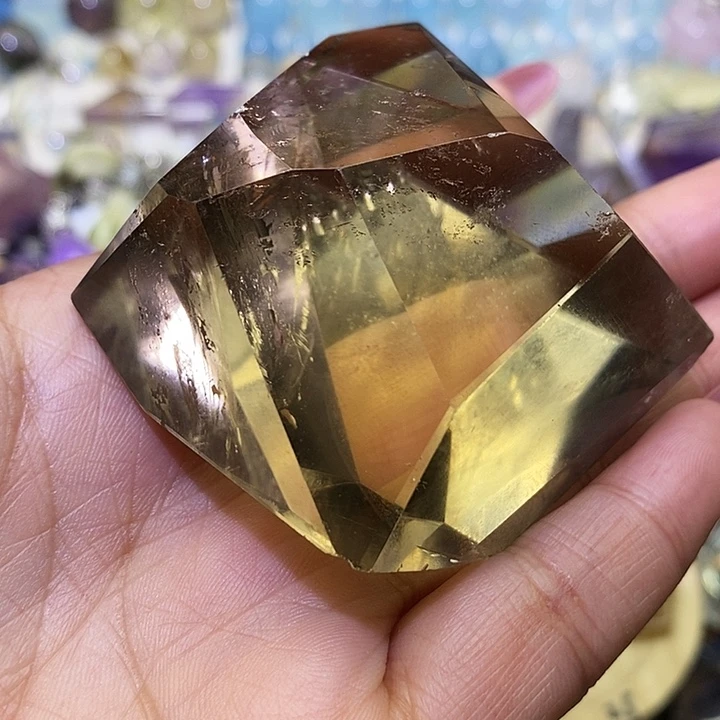 未镶嵌水晶珠宝半成品