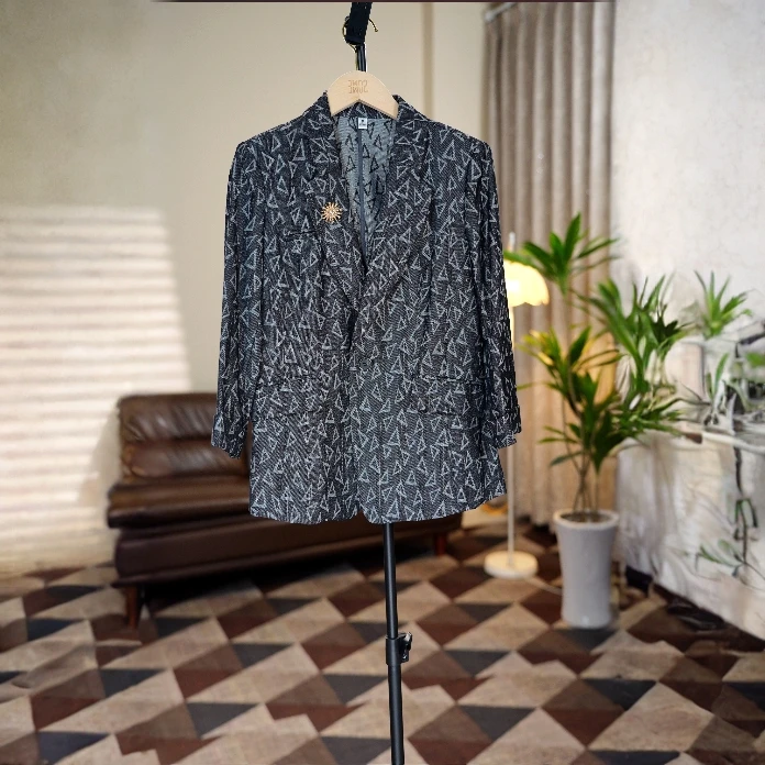 161款长袖西服春秋女款短款九分袖修身