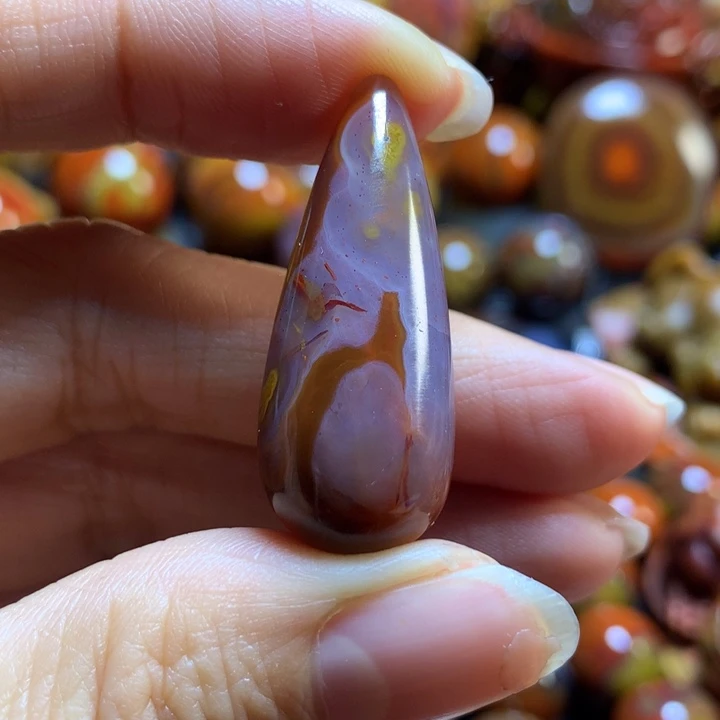 玛瑙/玉髓战国红吊坠未镶嵌