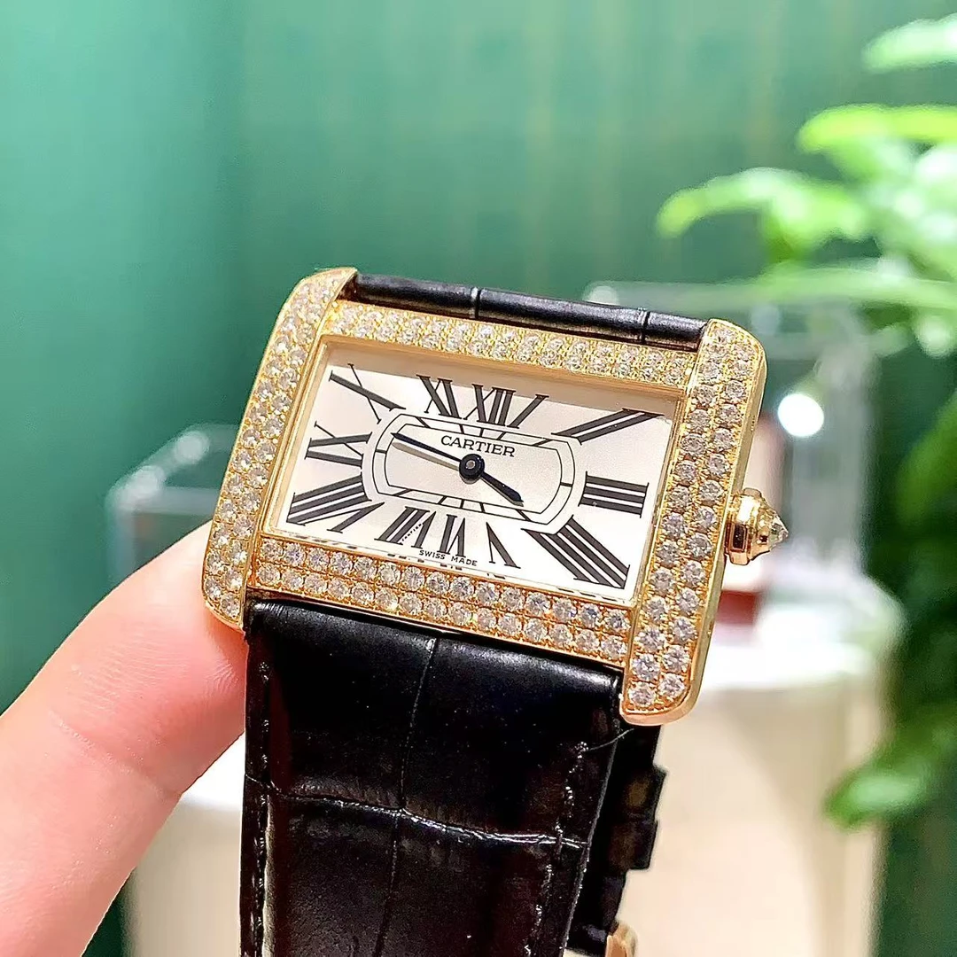 99新 Cartier/卡地亚 坦克原钻30*38盘石英
