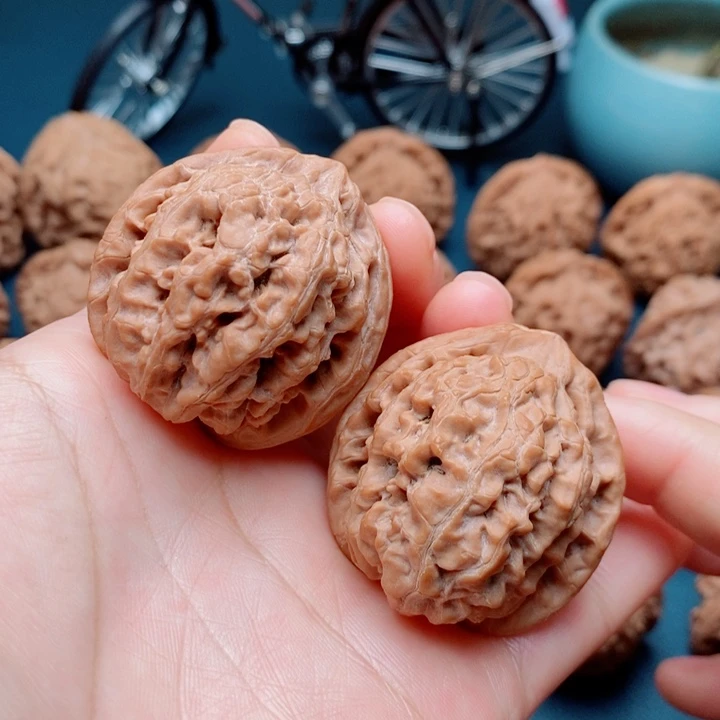 把件文玩核桃牡丹纹38