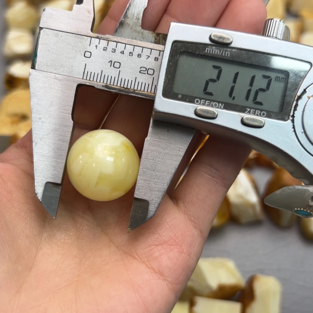 定制琥珀未镶嵌蜜蜡