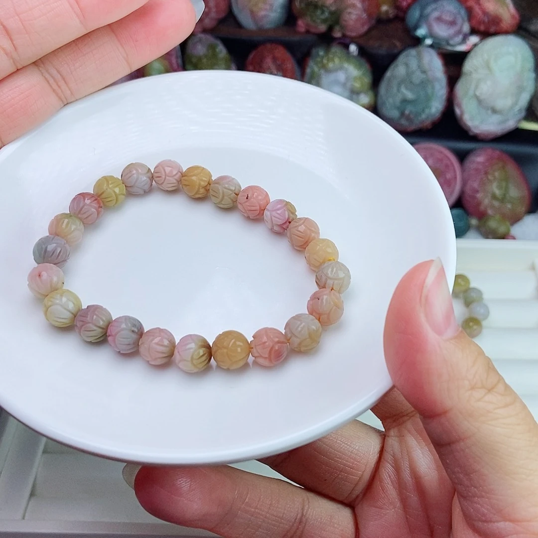 未镶嵌石英质玉（盐源）珠宝半成品